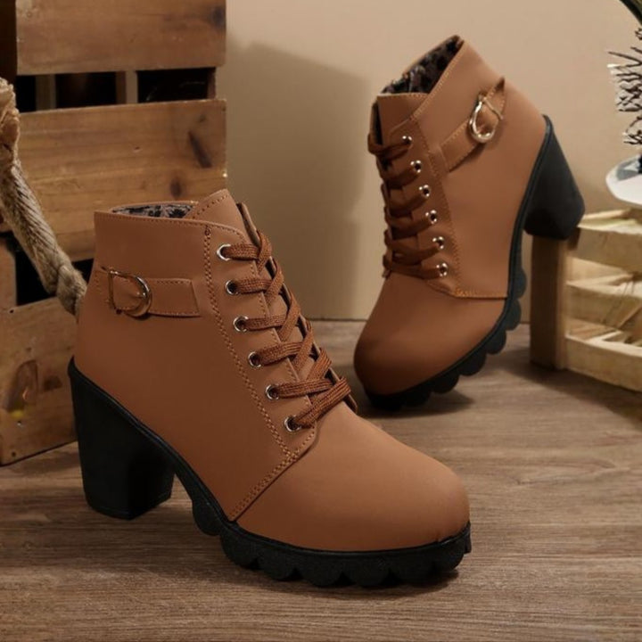 Capucine | Bottines Femme Talon Bloc Lacets Boucle Métallique