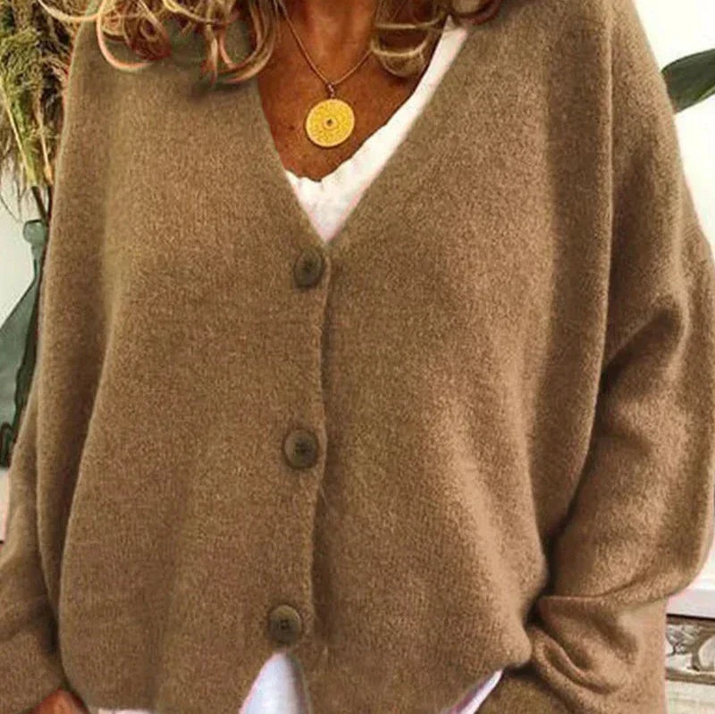 Charlotte | Cardigan Femme Col V Boutons Maille Douce
