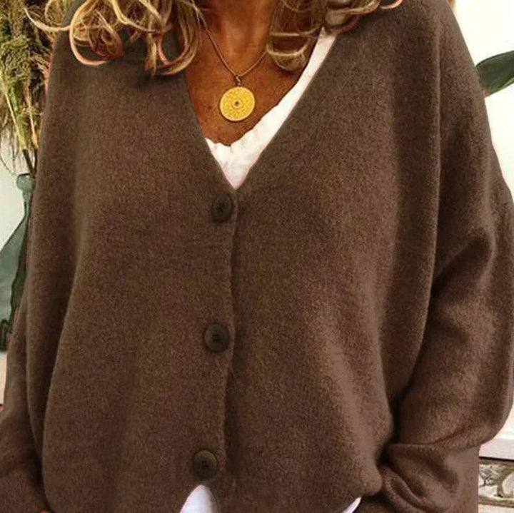 Charlotte | Cardigan Femme Col V Boutons Maille Douce