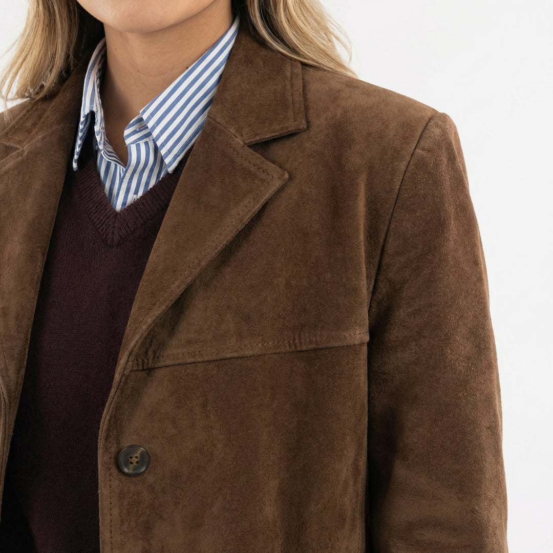 Clémence | Manteau en Daim Court Femme Col Cranté Boutonnage