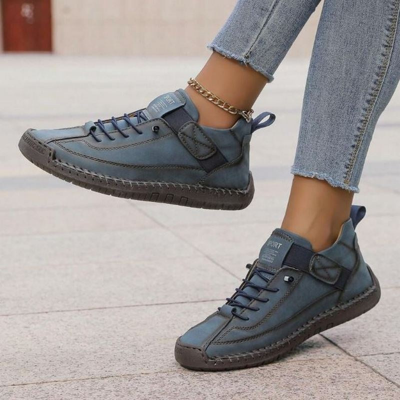 Delphine | Basket Scratch Femme Suède Lacets Semelle Plate