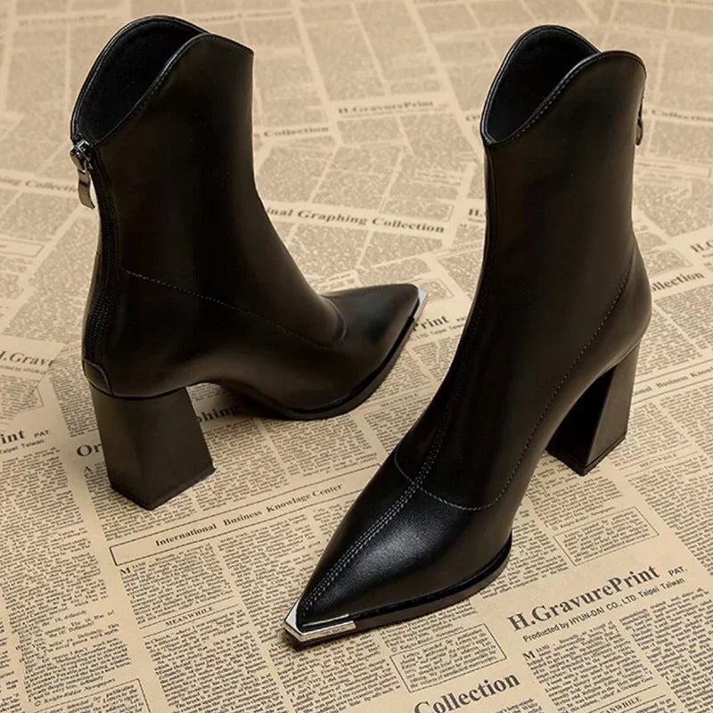 Gabrielle | Boots Cuir Femme Talon Bloc Bout Pointu Métal