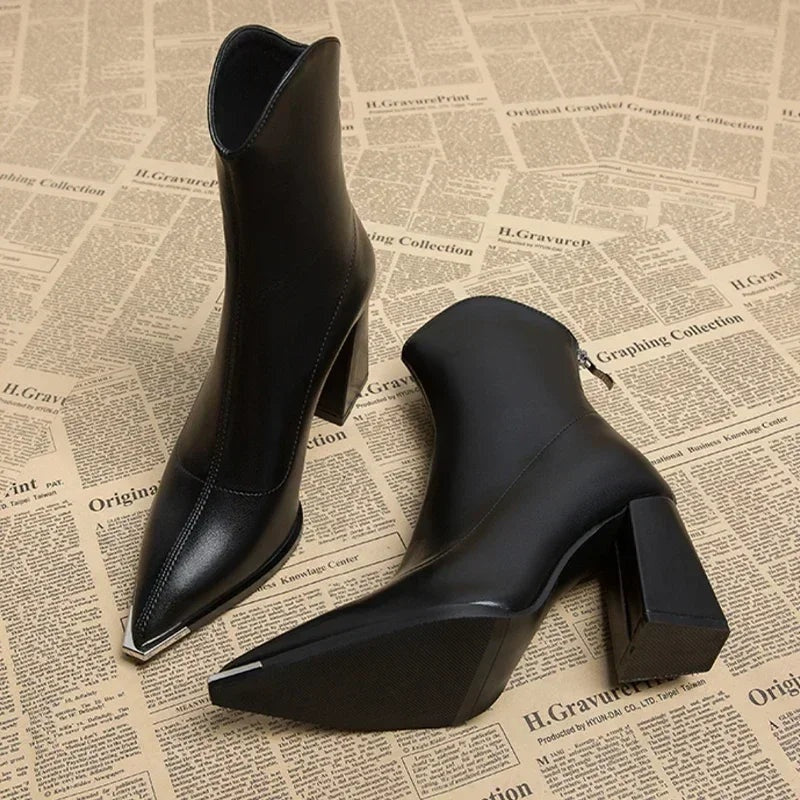 Gabrielle | Boots Cuir Femme Talon Bloc Bout Pointu Métal