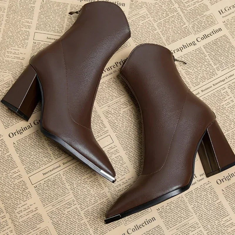 Gabrielle | Boots Cuir Femme Talon Bloc Bout Pointu Métal