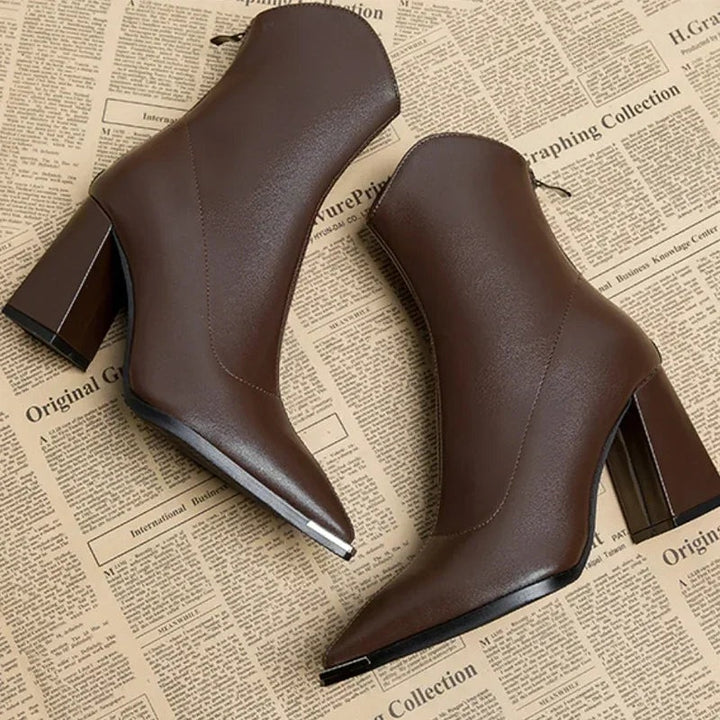 Gabrielle | Boots Cuir Femme Talon Bloc Bout Pointu Métal