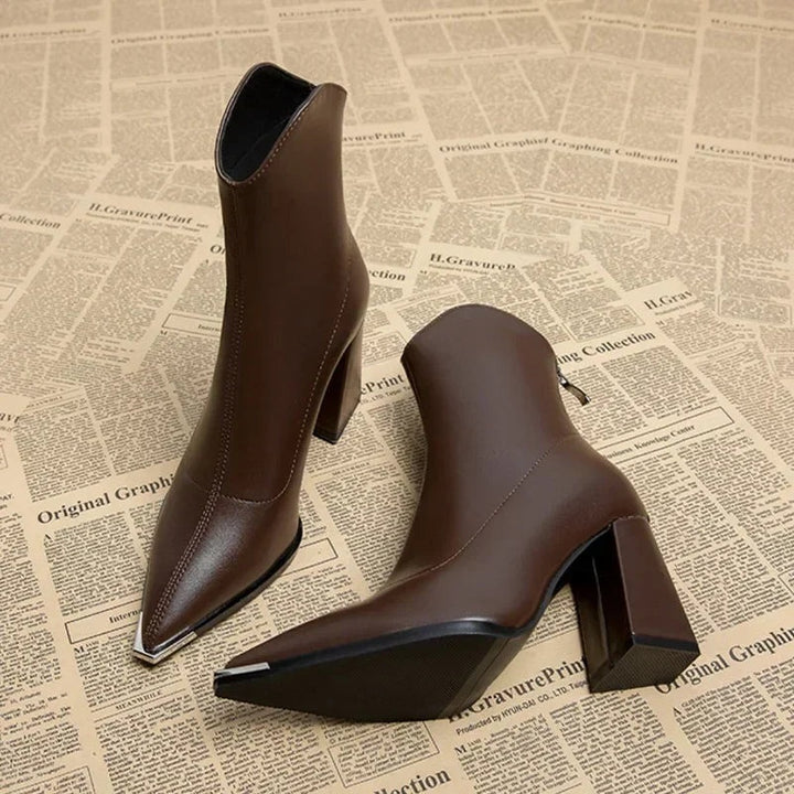 Gabrielle | Boots Cuir Femme Talon Bloc Bout Pointu Métal