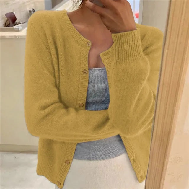 Gabrielle | Cardigan Femme Maille Douce Encolure Ronde Boutons
