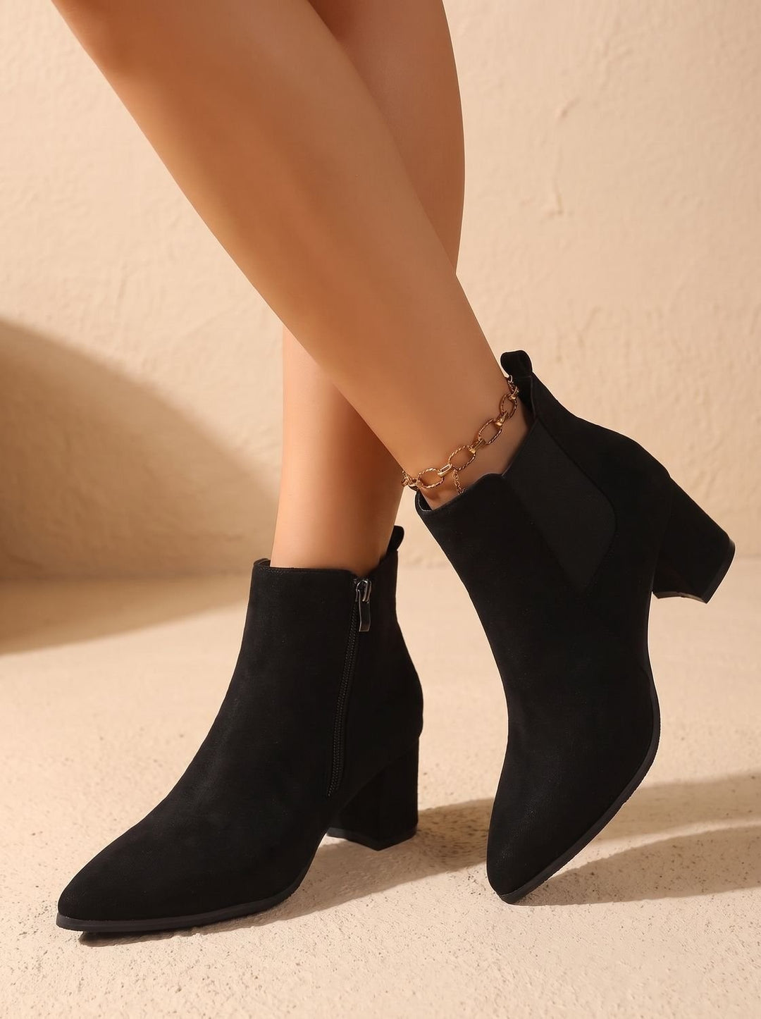 Inès | Chelsea Boots Suédé Femme Talon Bloc Fermeture Éclair