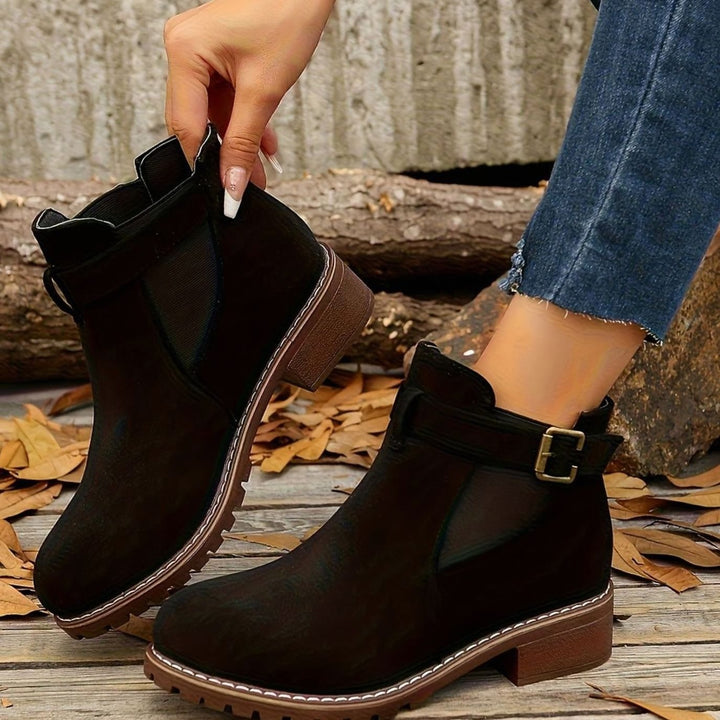 Juliette | Chelsea Boots Femme Daim Talon Bloc Boucle