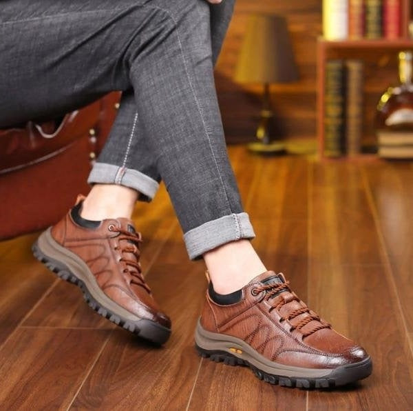 Léo | Chaussure de Marche Homme Cuir Lacets Semelle Crantée