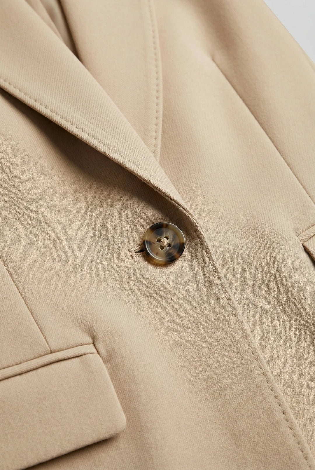 Madeleine | Blazer Femme Col Cranté Ajusté Manches Longues