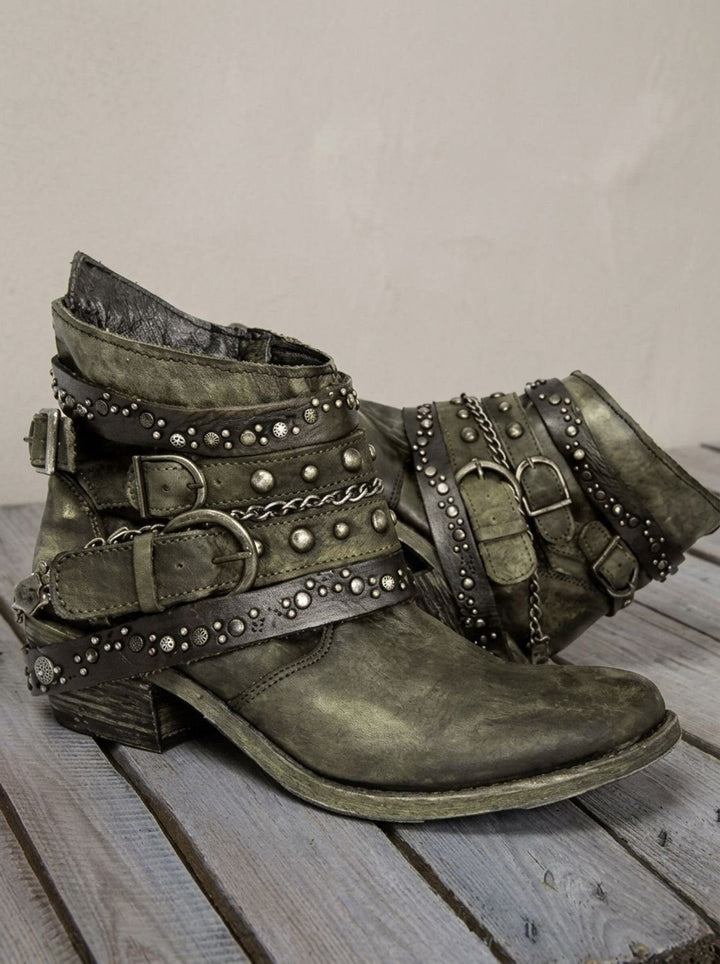 Manon | Boots Cuir Femme Plates Sangles Boucles Cloutées