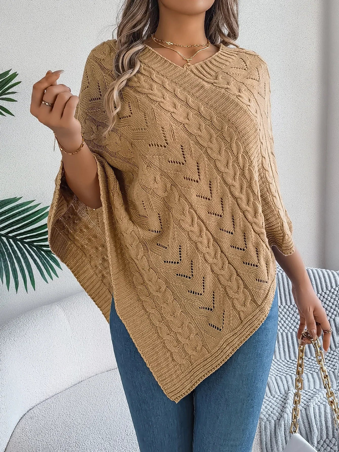 Noémie | Poncho en Tricot Grosse Maille Femme Col V