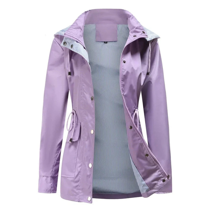 Ombeline | Imperméable Femme à Capuche Style Kway Coupe Ajustée