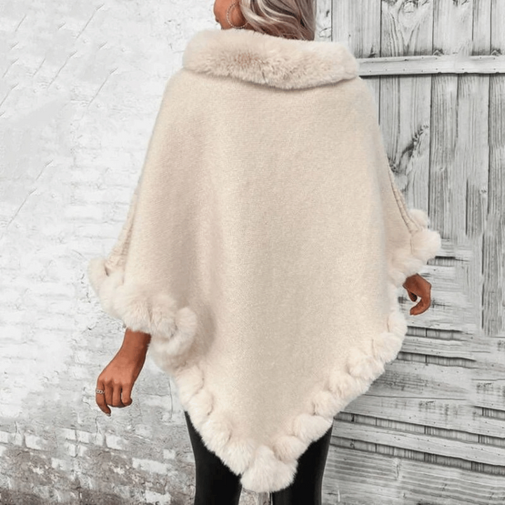 Victoire | Poncho Femme Fausse Fourrure Col et Bordures Moelleuses