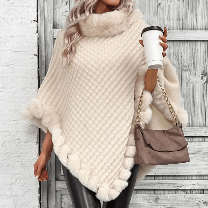 Victoire | Poncho Femme Fausse Fourrure Col et Bordures Moelleuses
